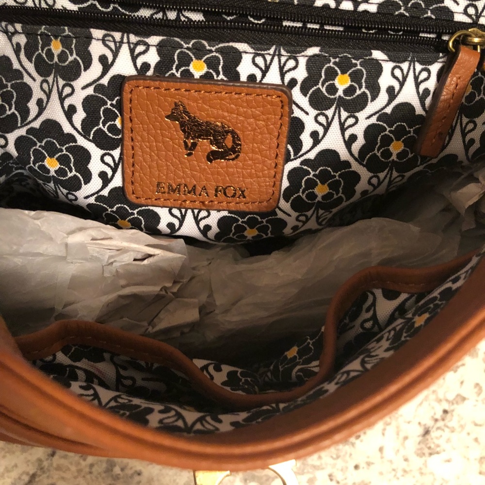 NEW Emma Fox Tan Shoulder Bag - Picture 8 of 8